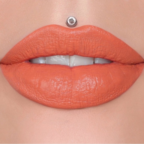 Jeffree Star Velvet Trap Lipstick, Wyoming Iced Tea. New In Box - Picture 2 of 4